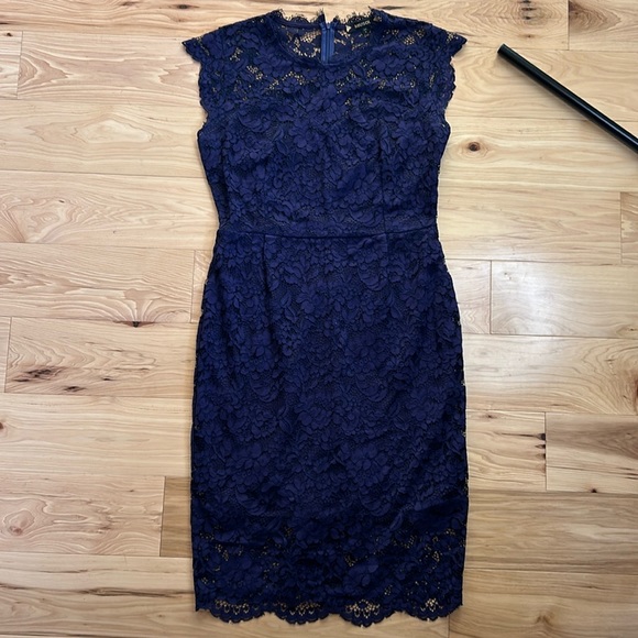 Miusol Deep Purple Retro Lace Dress | Large - Picture 2 of 9